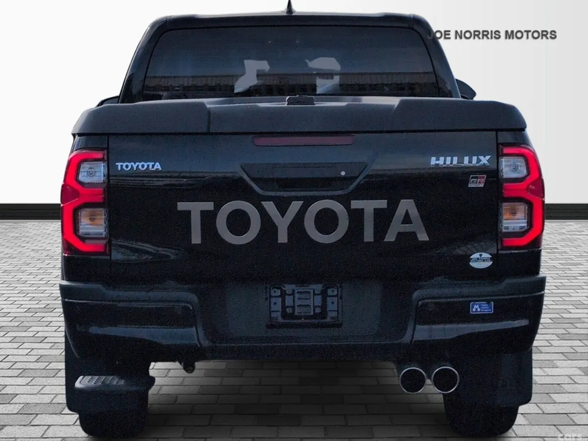 Toyota Hilux Pick Up, Diesel, 2024, Black