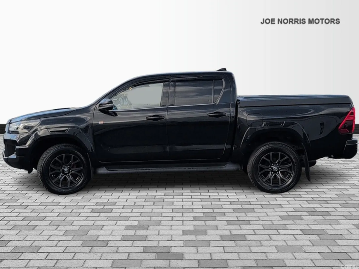 Toyota Hilux Pick Up, Diesel, 2024, Black