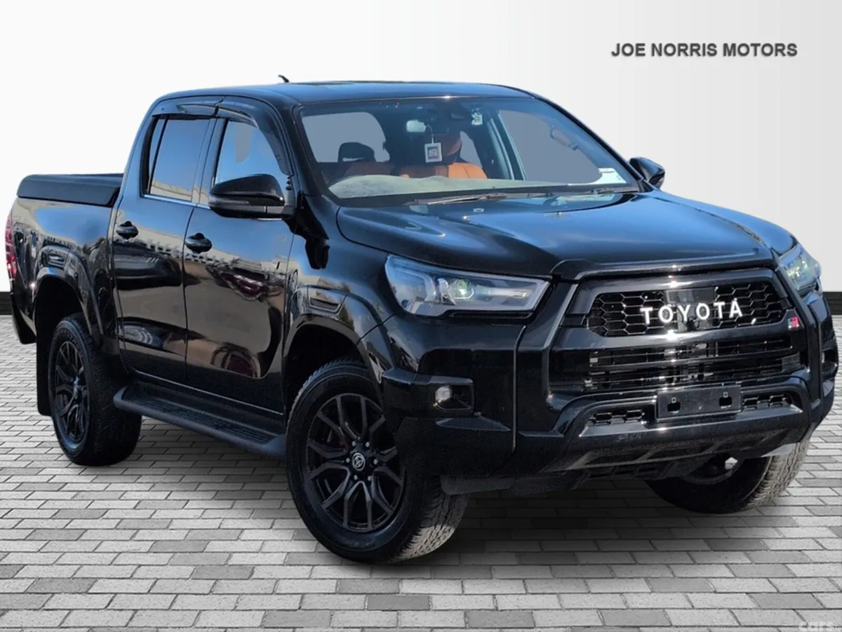 Toyota Hilux Pick Up, Diesel, 2024, Black