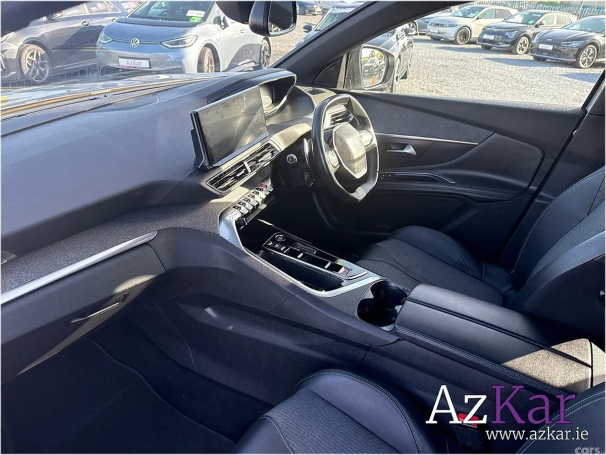 Peugeot 3008 SUV, Diesel, 2024, Grey