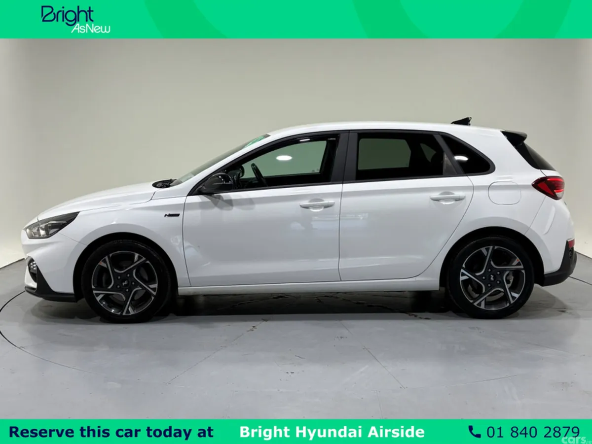 Hyundai i30 Hatchback, Petrol, 2022, White