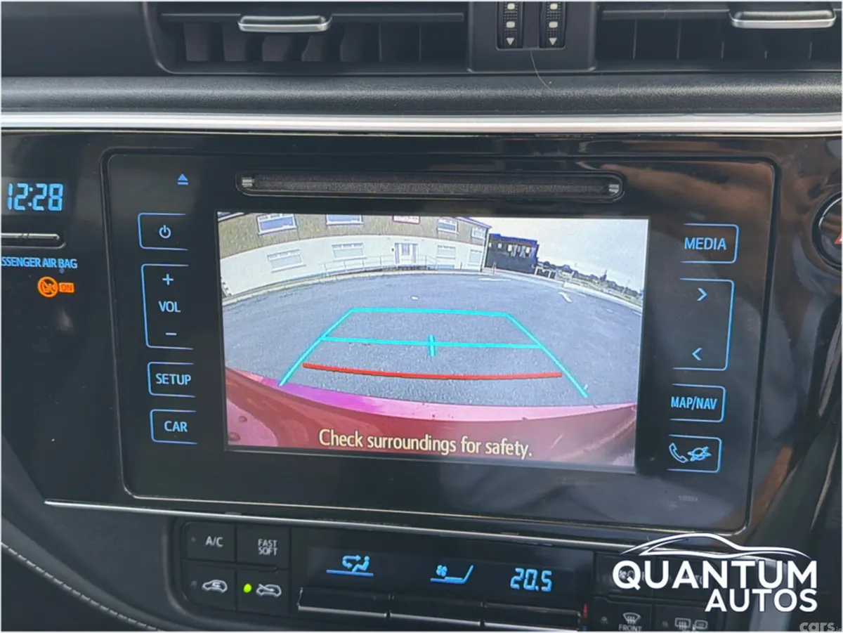 Toyota Auris Hatchback, Petrol Hybrid, 2018, Red