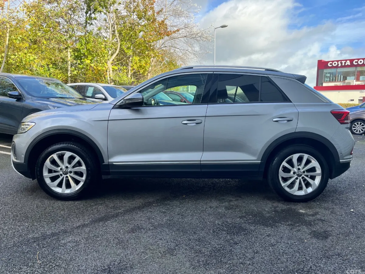 Volkswagen T-Roc SUV, Petrol, 2023, Grey
