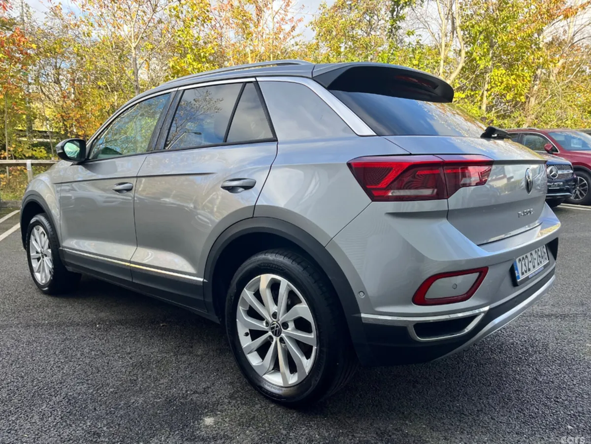 Volkswagen T-Roc SUV, Petrol, 2023, Grey