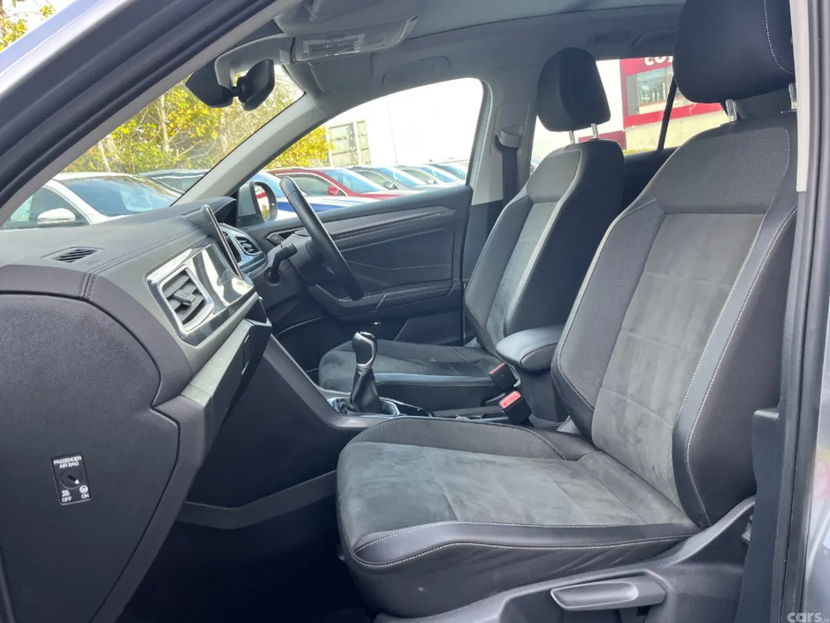Volkswagen T-Roc SUV, Petrol, 2023, Grey