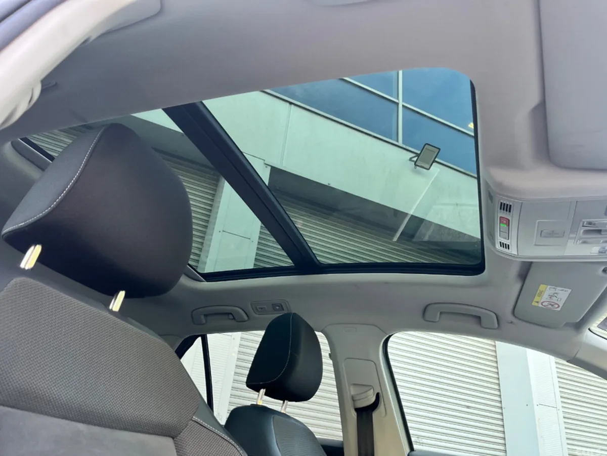 Volkswagen T-Roc SUV, Petrol, 2023, Grey