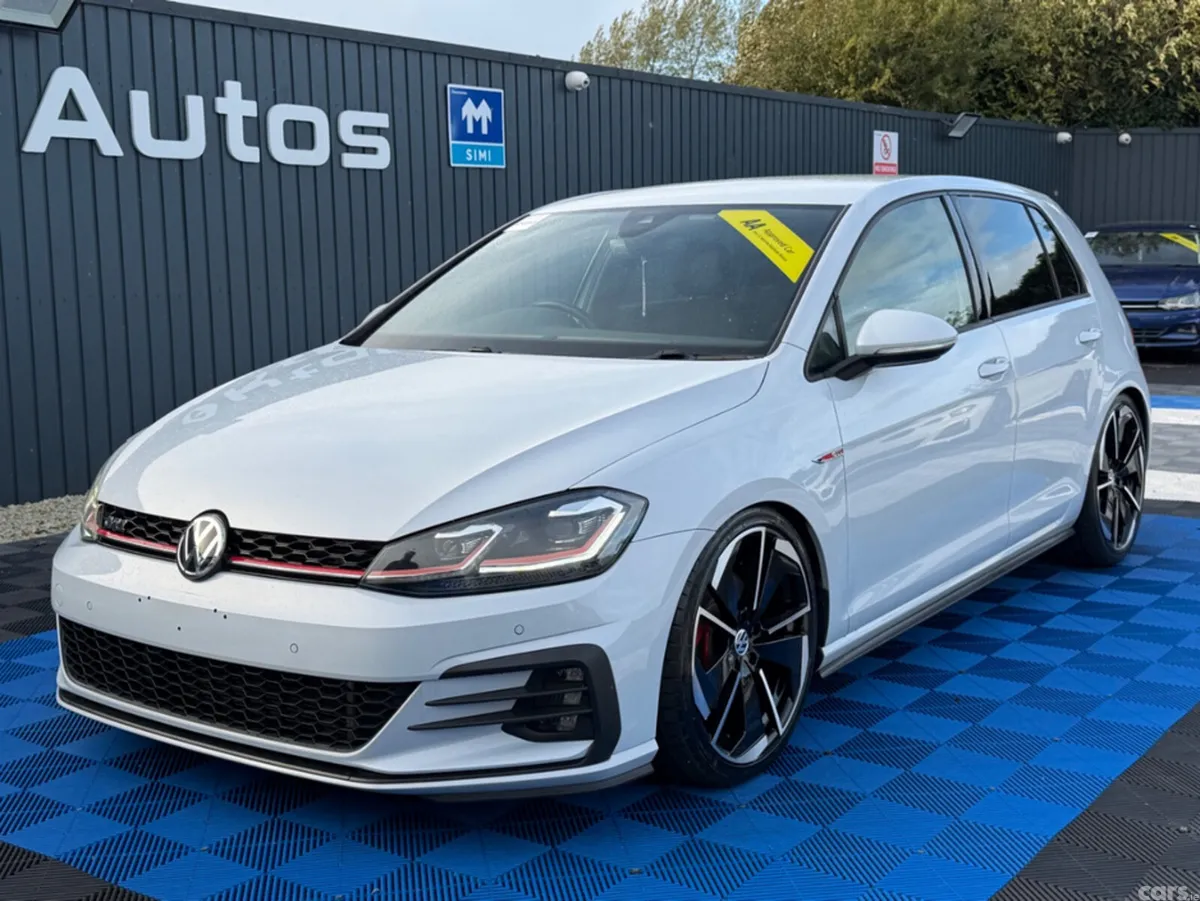 Volkswagen Golf Hatchback, Unknown, 2018, White