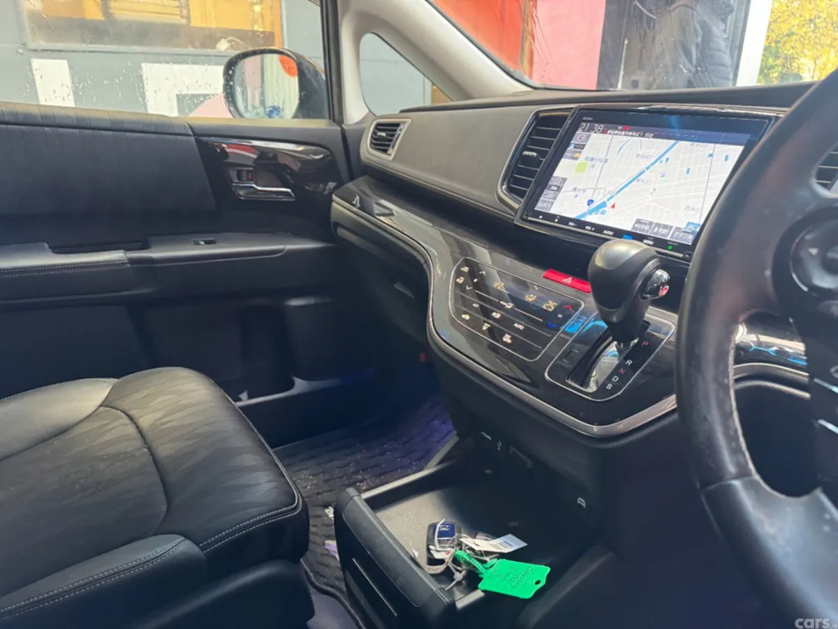 Honda Odyssey MPV, Petrol Hybrid, 2019, Black