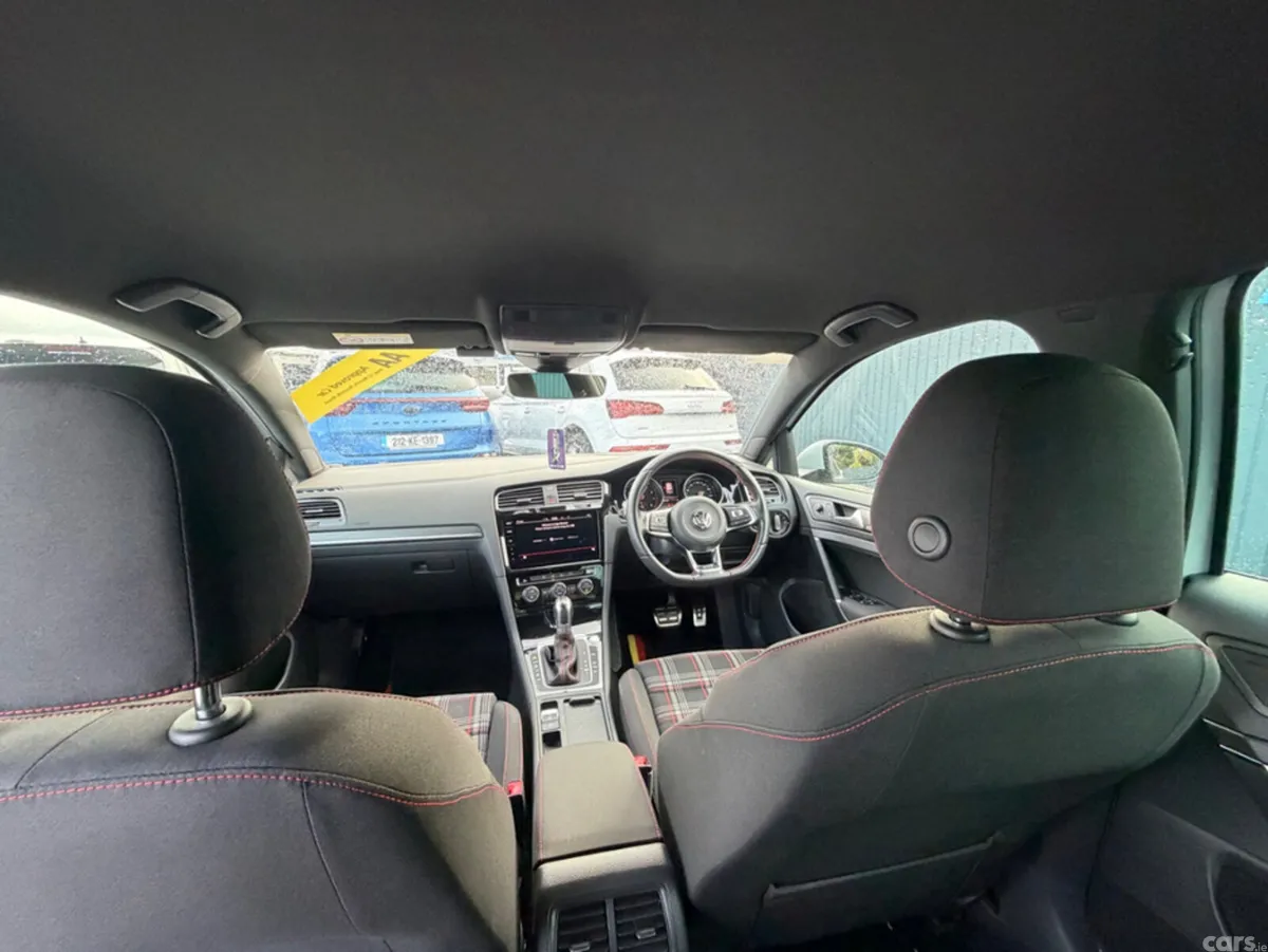 Volkswagen Golf Hatchback, Unknown, 2018, White