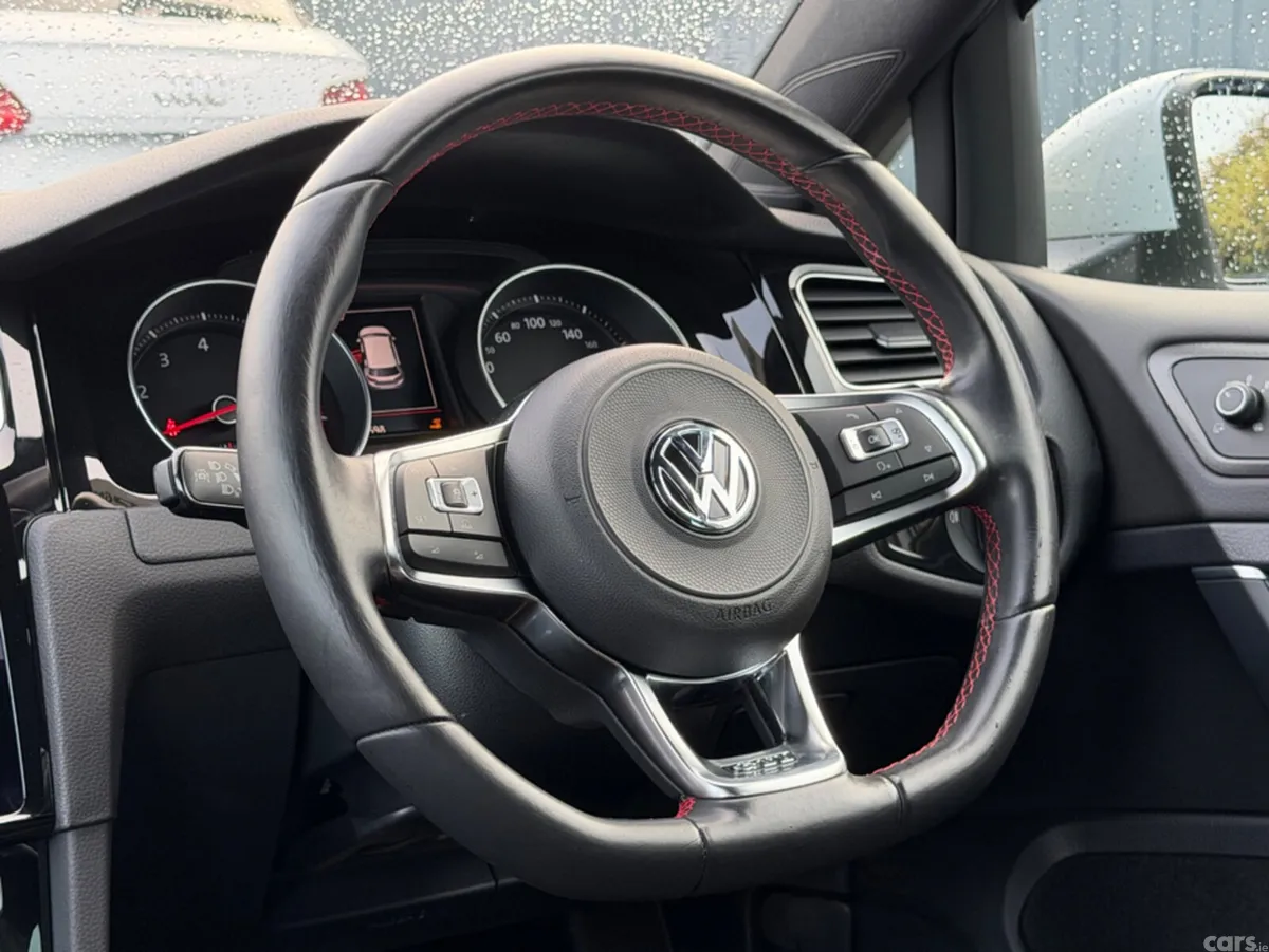 Volkswagen Golf Hatchback, Unknown, 2018, White