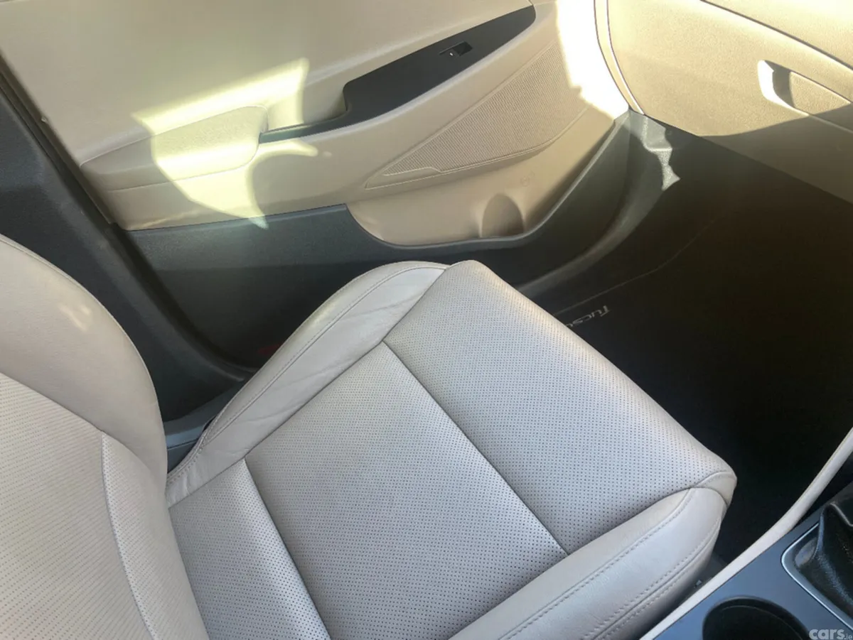 Hyundai Tucson SUV, Diesel, 2018, Blue