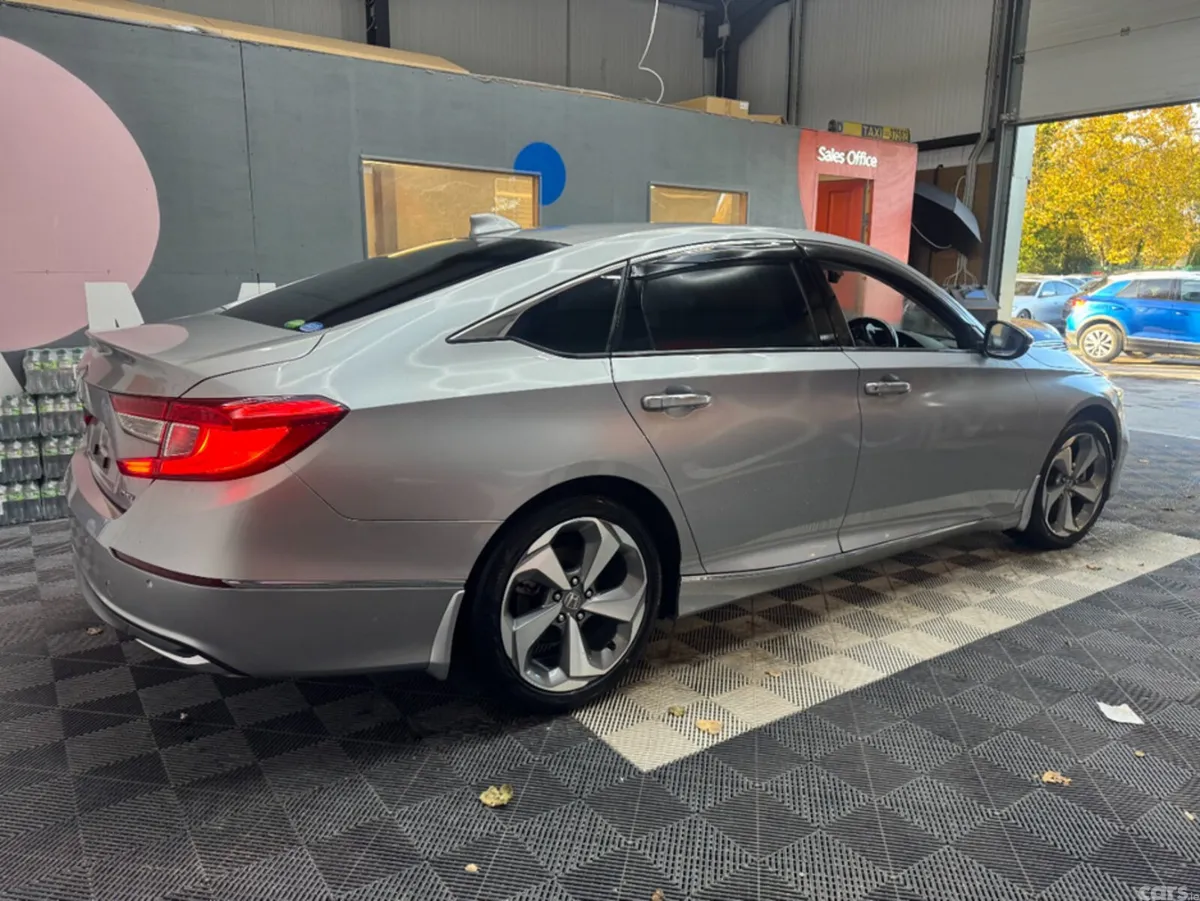 Honda Accord Saloon, Petrol Hybrid, 2020, Silver