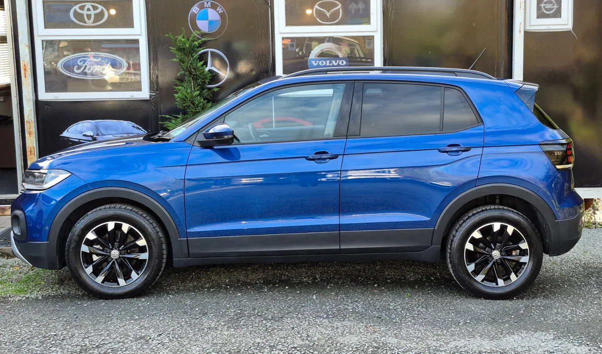 Volkswagen T-Cross MPV, Petrol, 2020, Blue