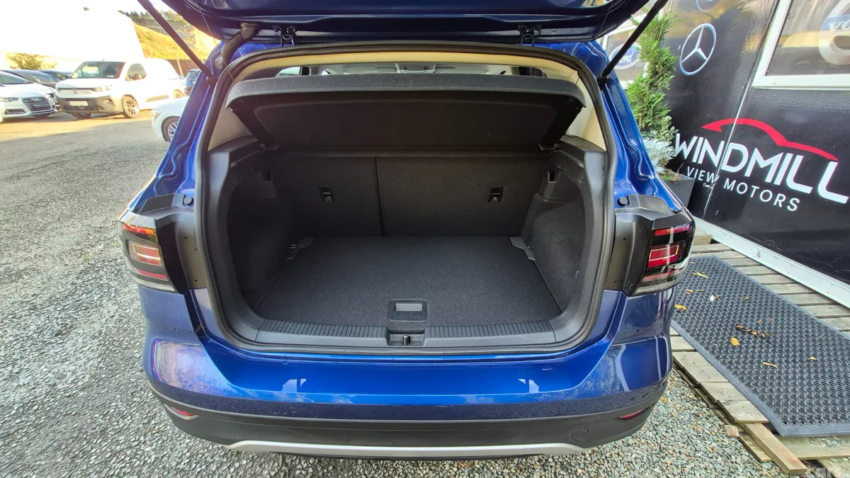 Volkswagen T-Cross MPV, Petrol, 2020, Blue