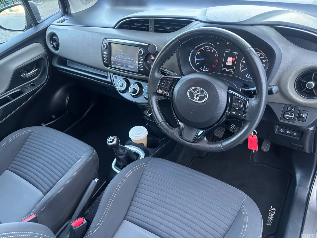 Toyota Yaris MPV, Petrol, 2019, Grey