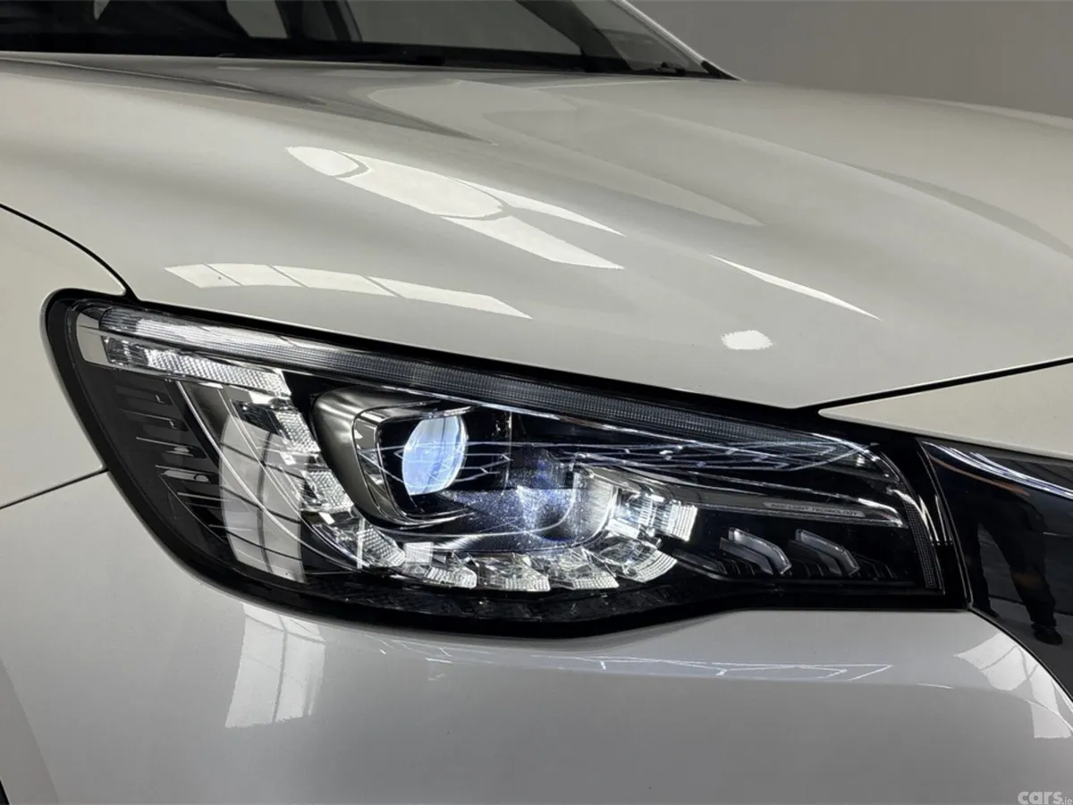 MG HS SUV, Petrol Hybrid, 2022, White