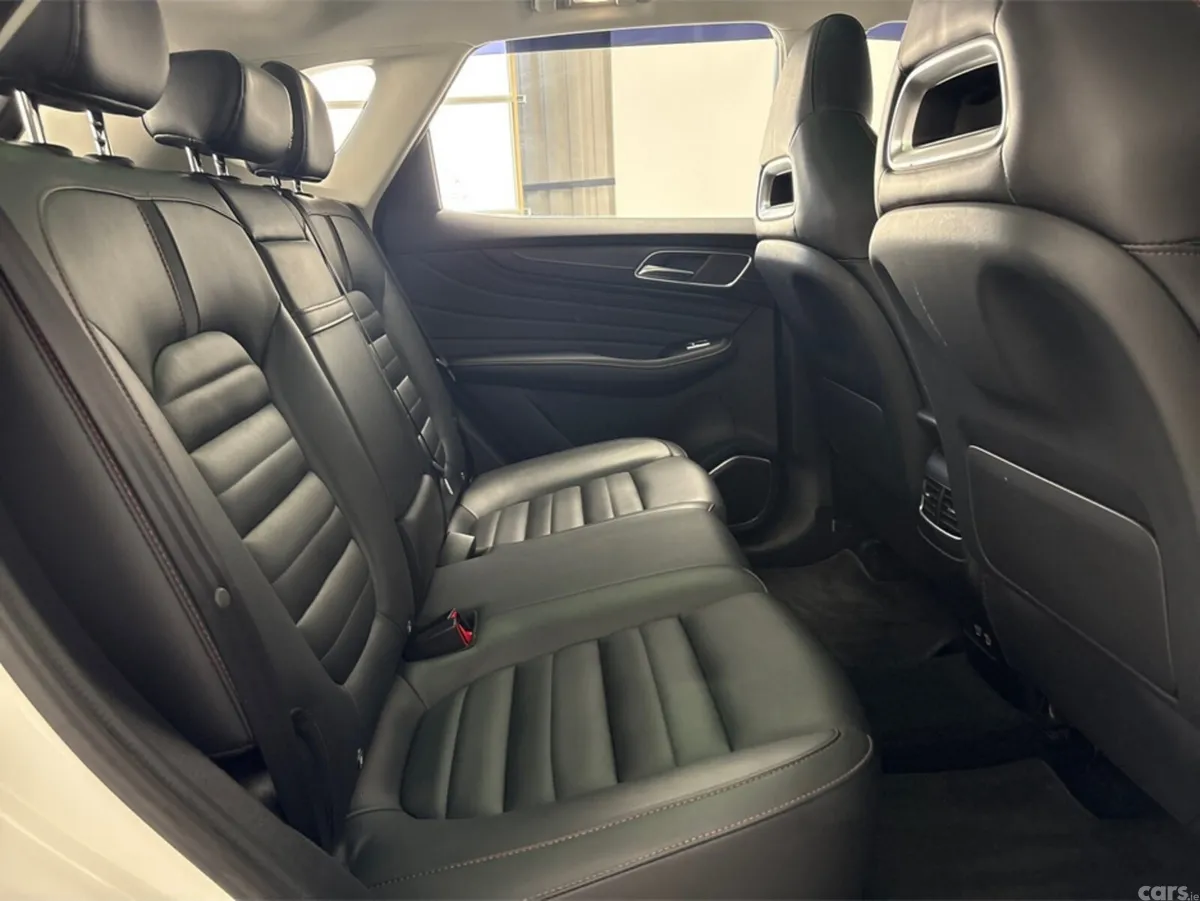 MG HS SUV, Petrol Hybrid, 2022, White