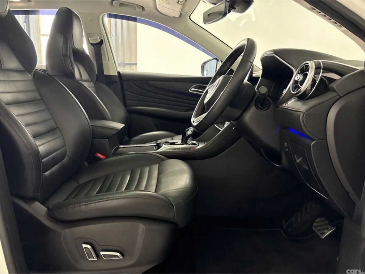 MG HS SUV, Petrol Plug-in Hybrid, 2022, White