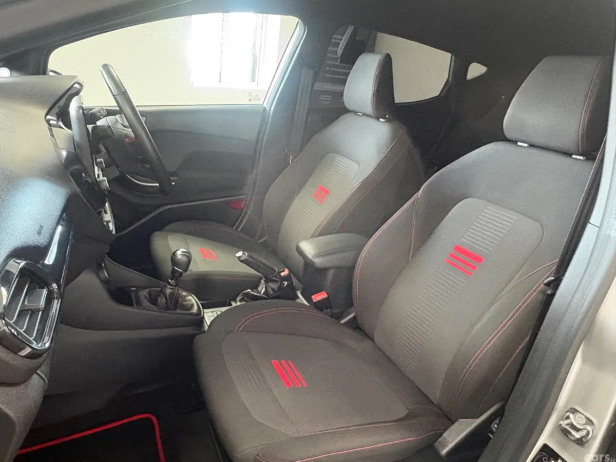 Ford Fiesta Hatchback, Petrol, 2023, Grey