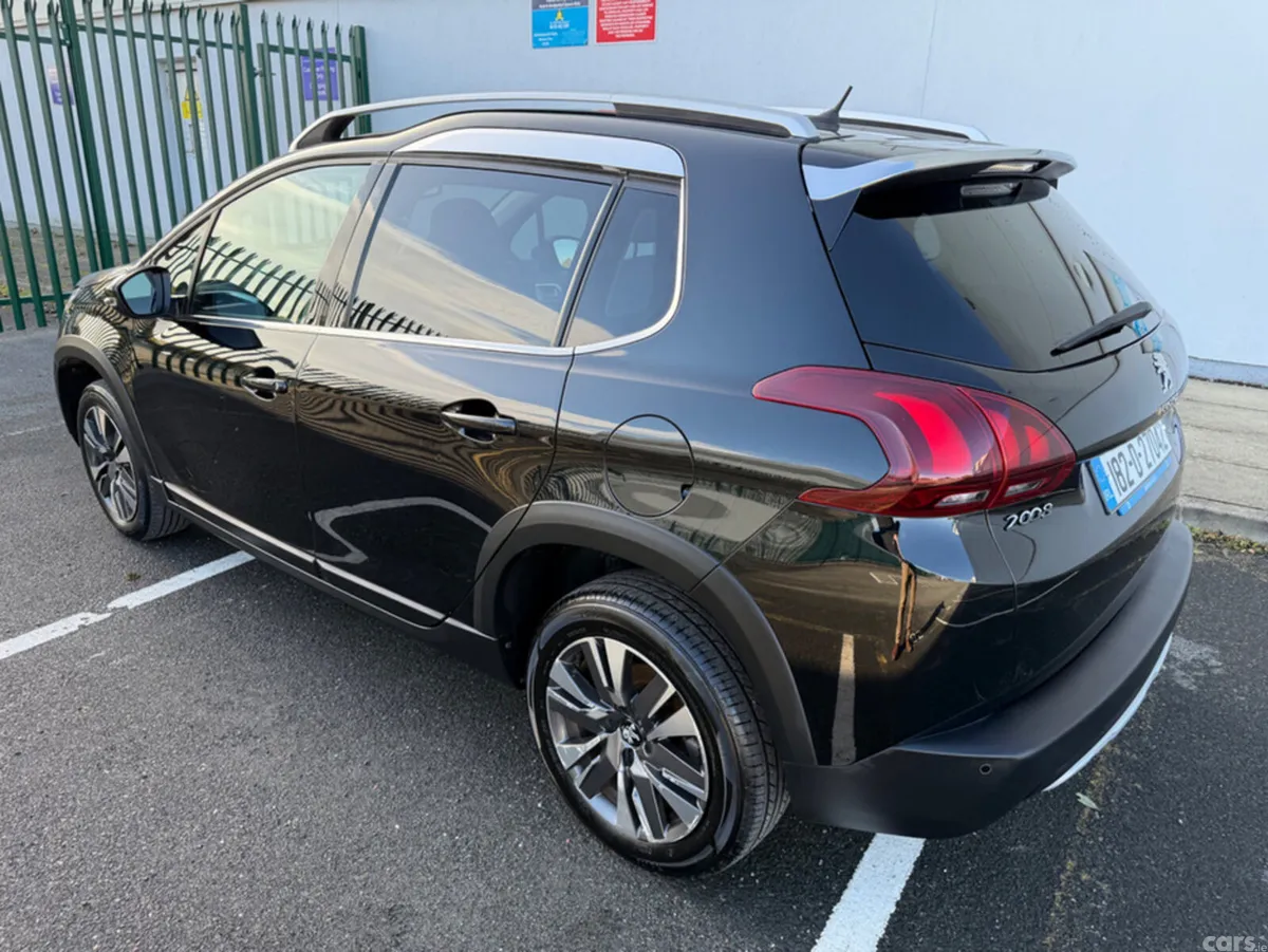 Peugeot 2008 Hatchback, Petrol, 2018, Black