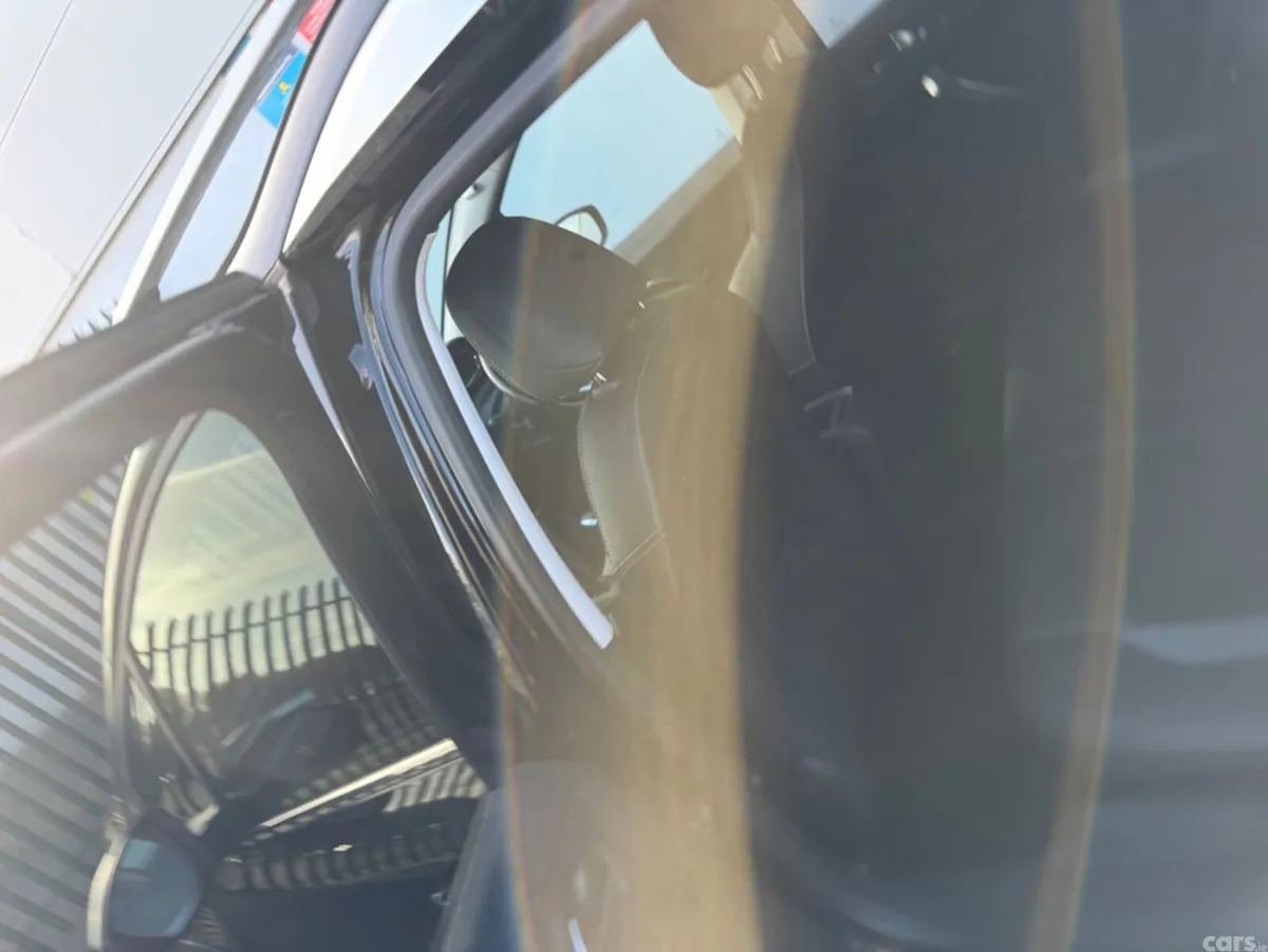 Peugeot 2008 Hatchback, Petrol, 2018, Black