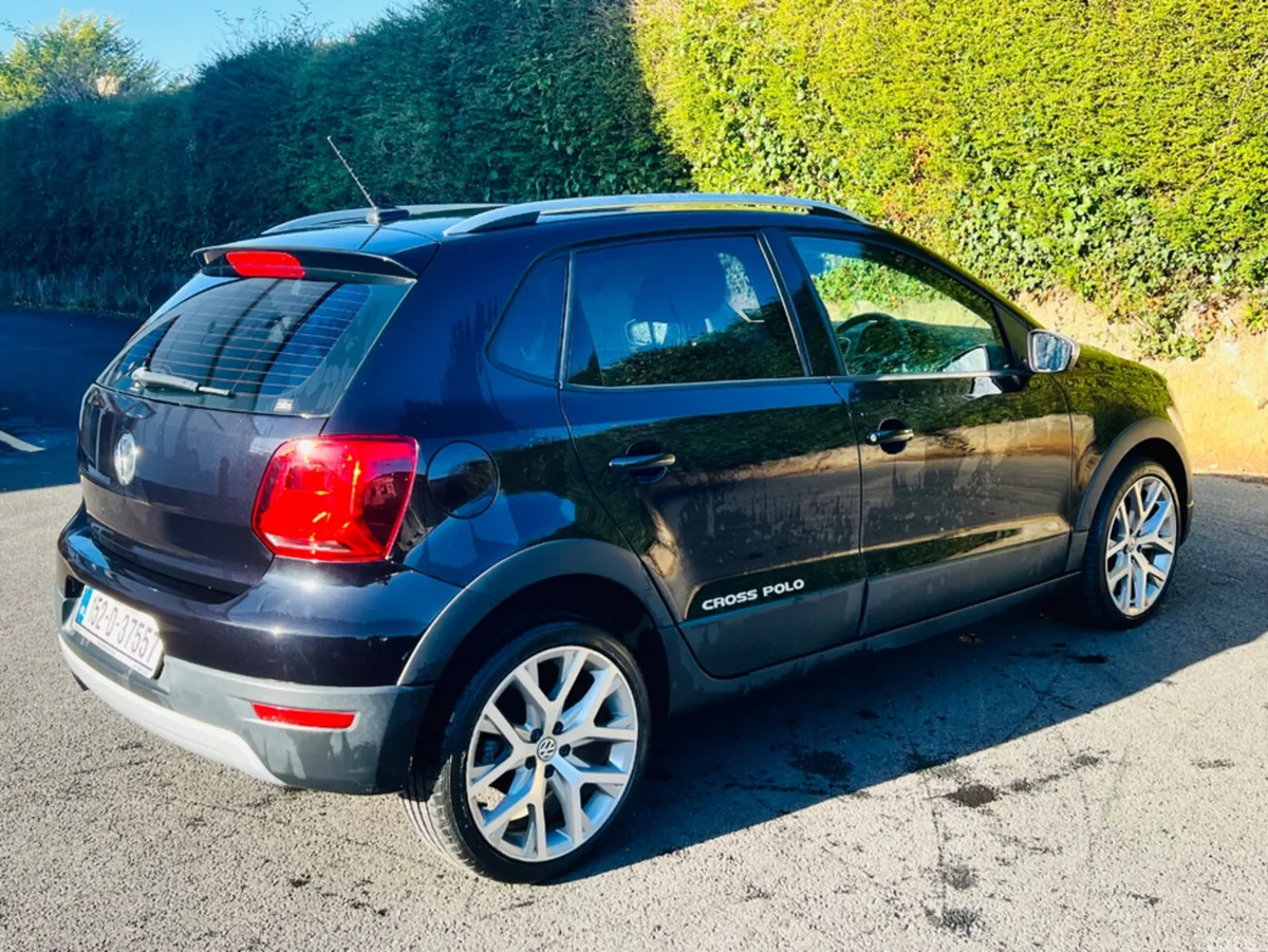 Volkswagen Polo Hatchback, Petrol, 2015, Black