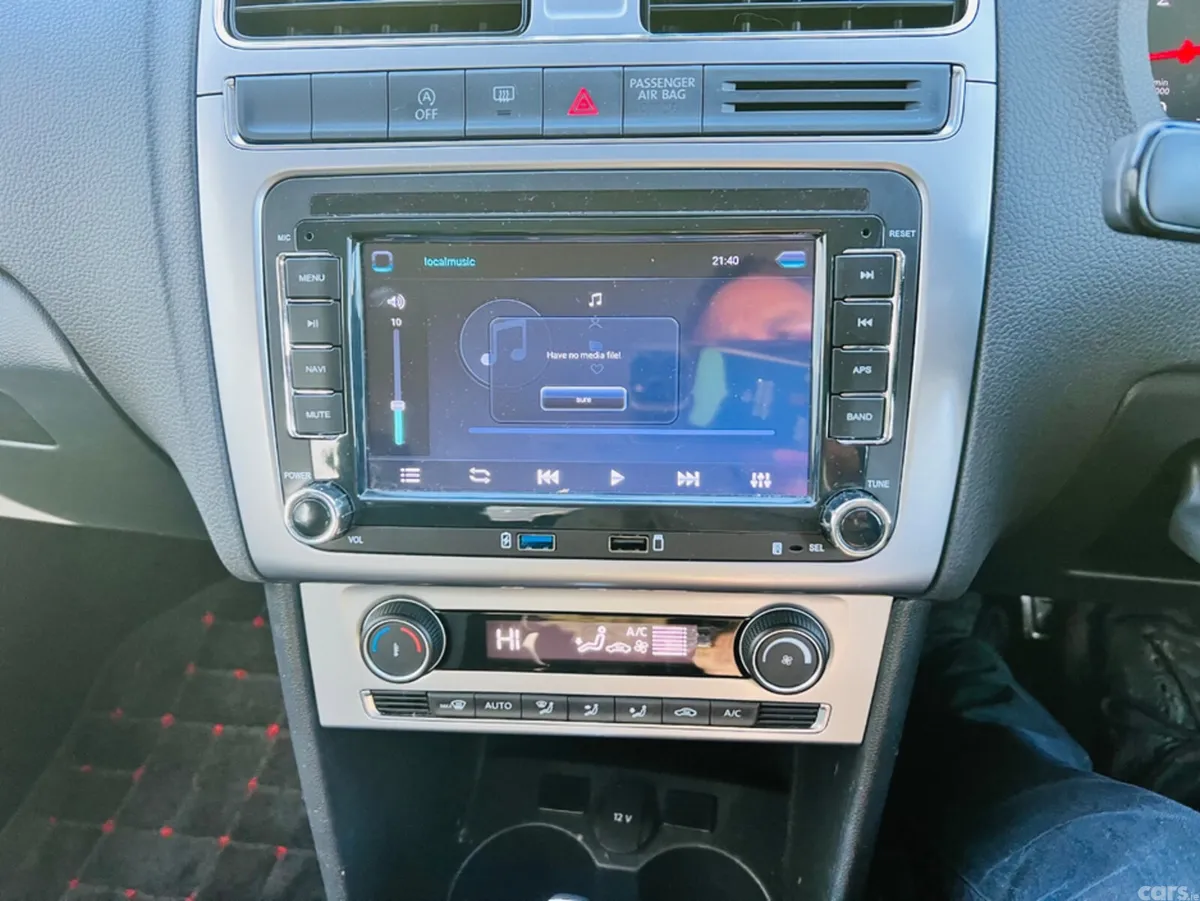Volkswagen Polo Hatchback, Petrol, 2015, Black