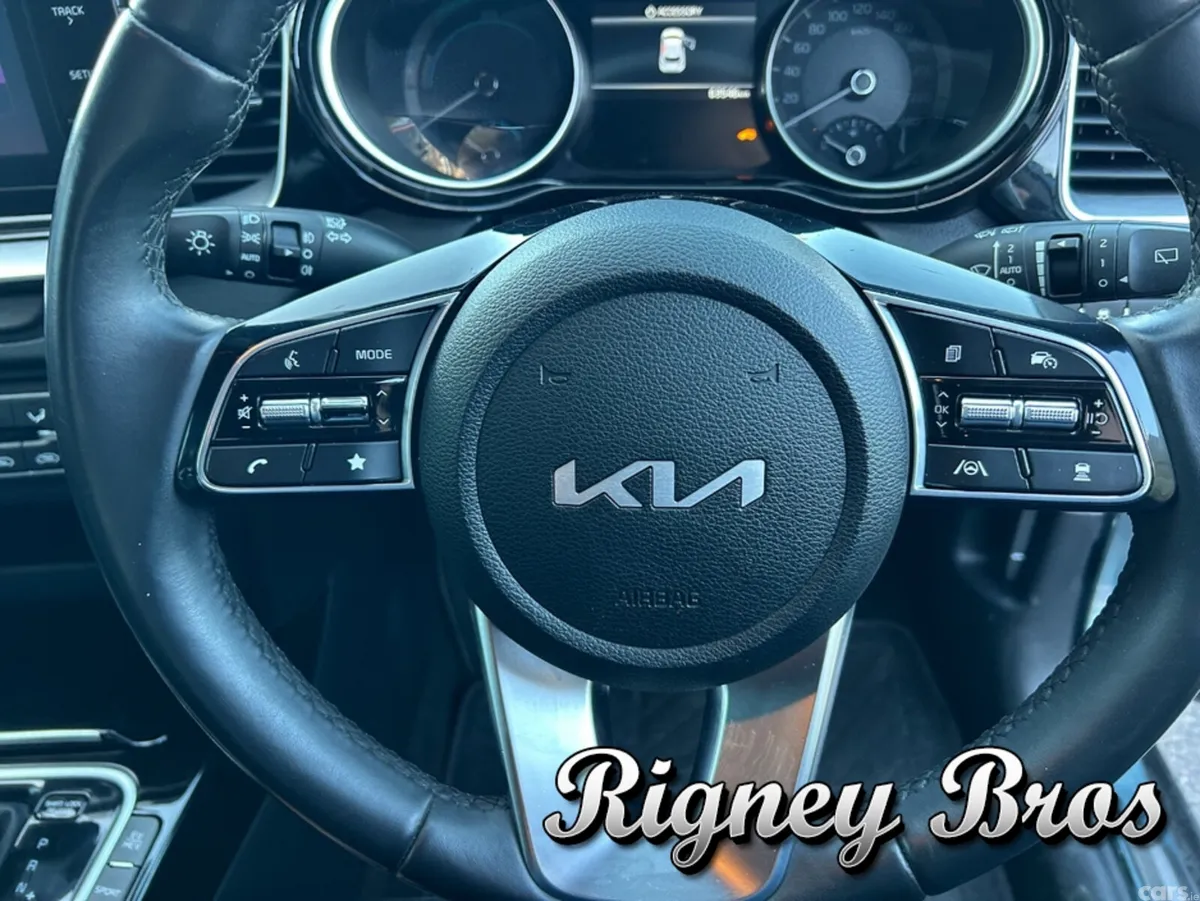 Kia XCeed Hatchback, Petrol Plug-in Hybrid, 2023, Grey