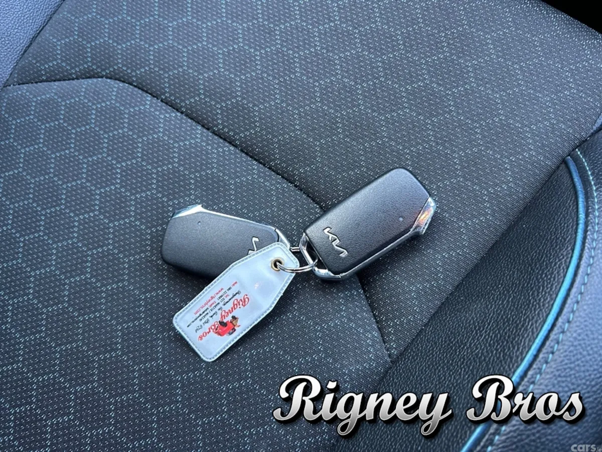 Kia XCeed Hatchback, Petrol Plug-in Hybrid, 2023, Grey