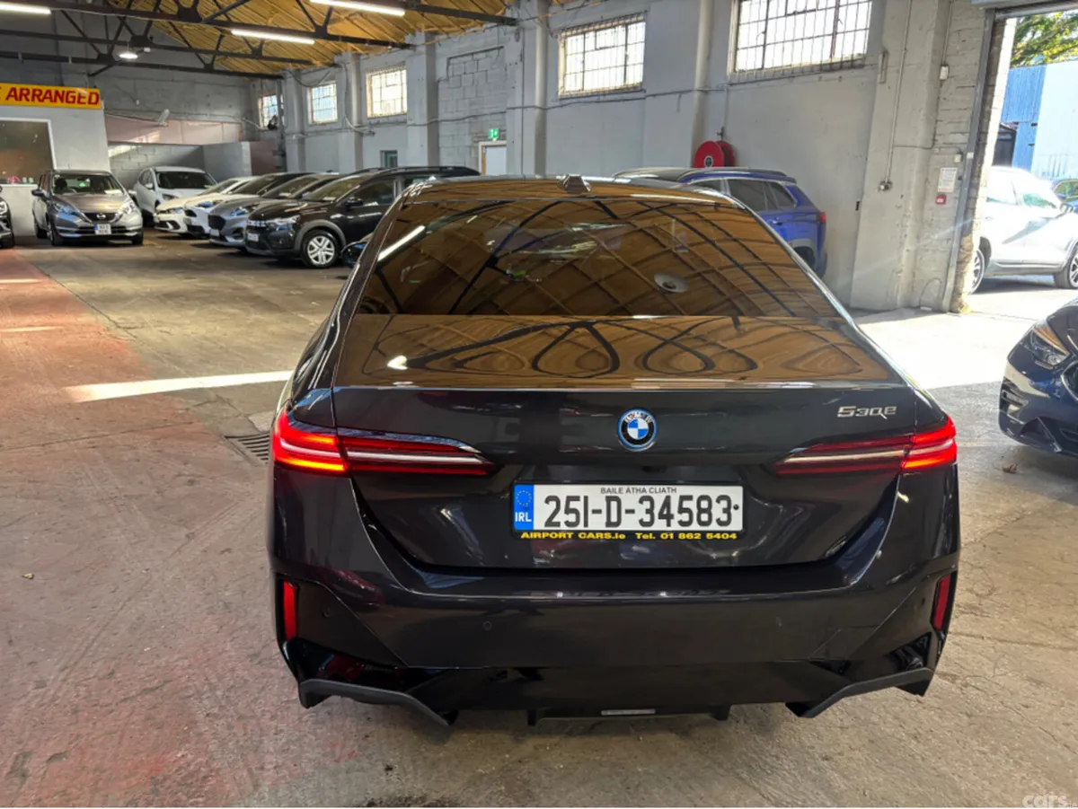 BMW 5-Series Saloon, Petrol Plug-in Hybrid, 2025, Grey