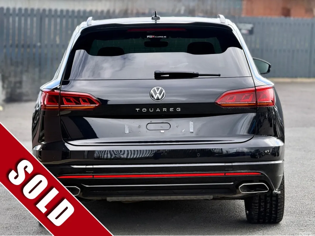 Volkswagen Touareg SUV, Diesel, 2022, Black