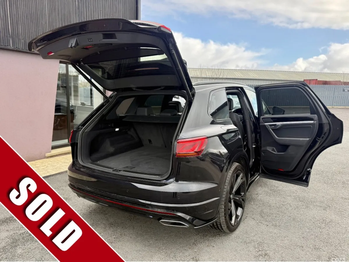 Volkswagen Touareg SUV, Diesel, 2022, Black