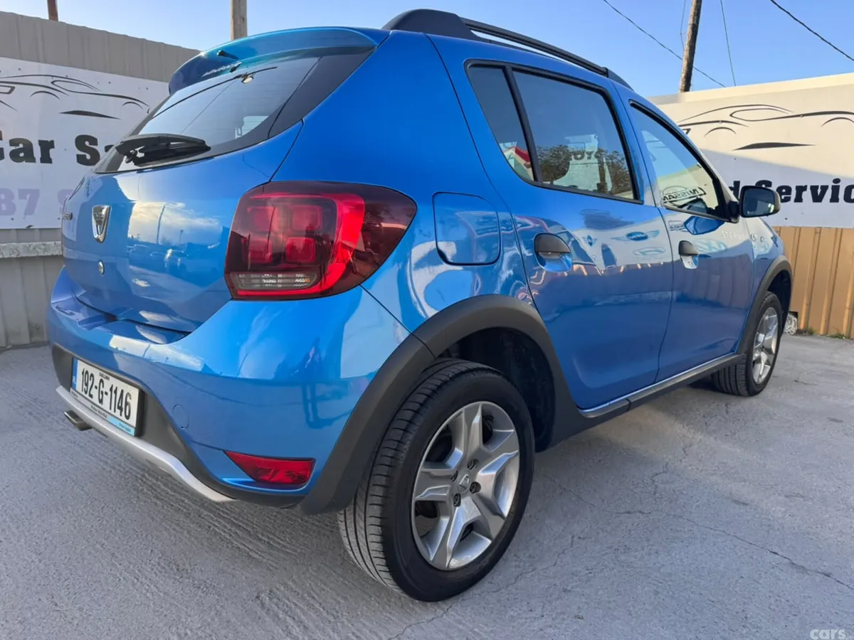 Dacia Sandero Stepway Hatchback, Petrol, 2019, Blue