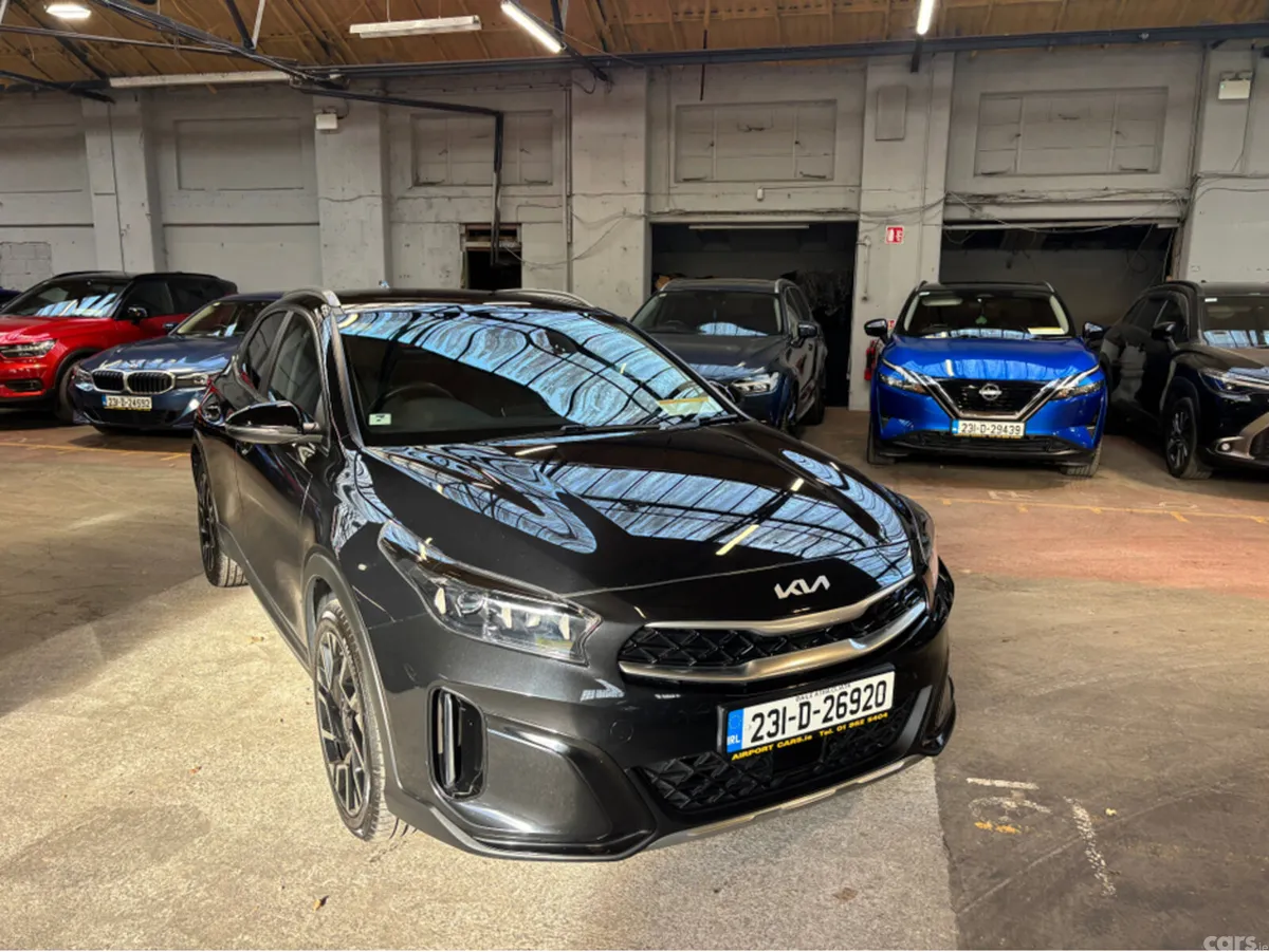 Kia XCeed Hatchback, Petrol Plug-in Hybrid, 2023, Black