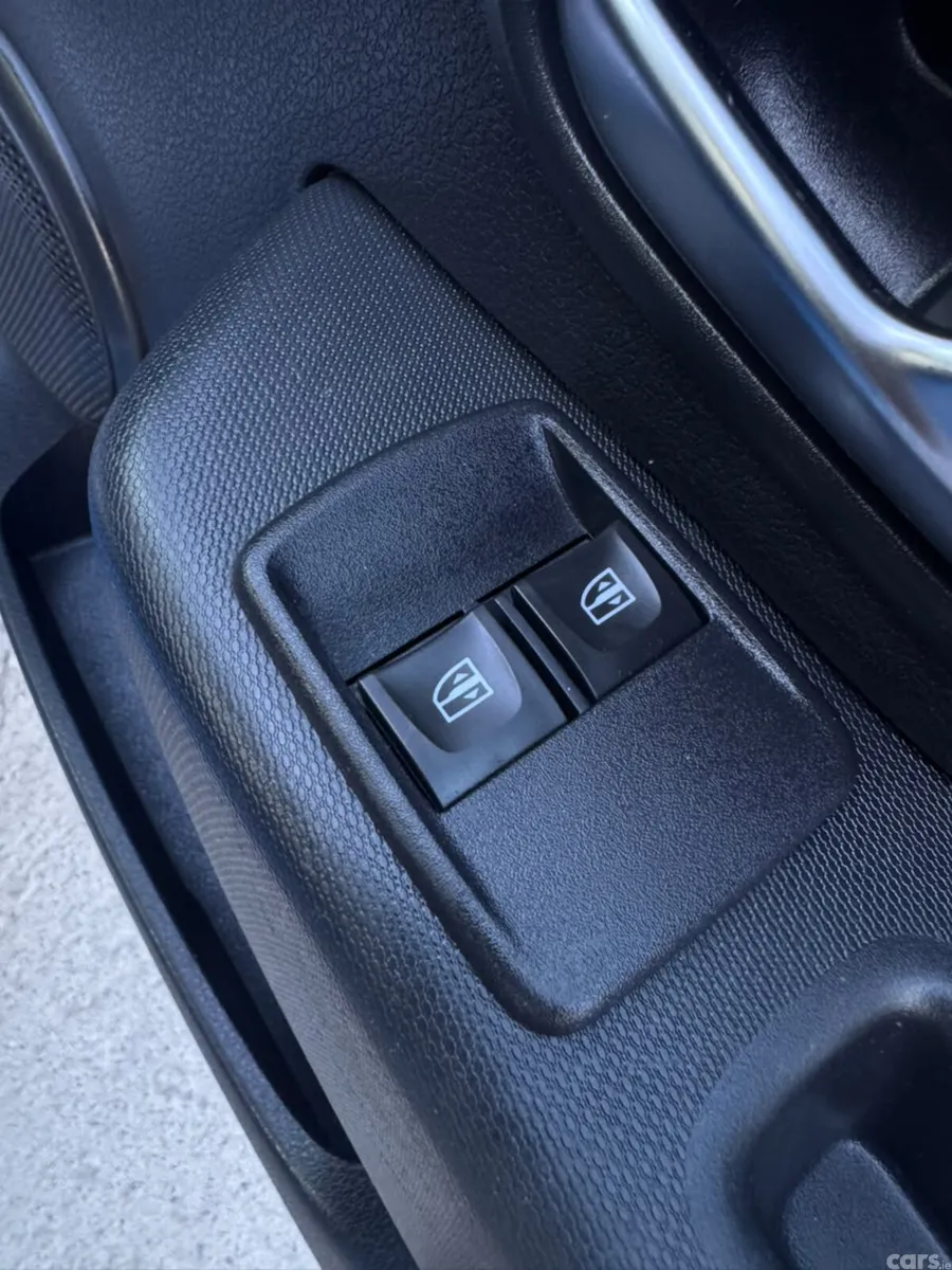 Dacia Sandero Stepway Hatchback, Petrol, 2019, Blue