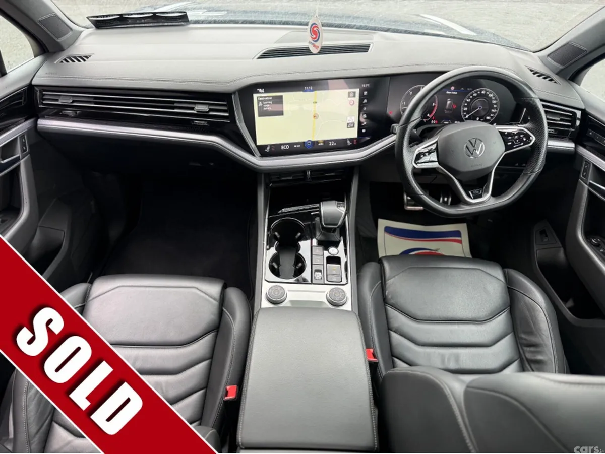Volkswagen Touareg SUV, Diesel, 2022, Black
