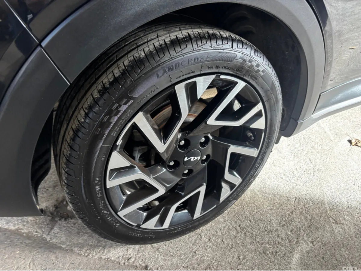 Kia XCeed Hatchback, Petrol Plug-in Hybrid, 2023, Black