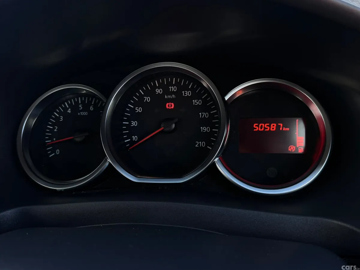 Dacia Sandero Stepway Hatchback, Petrol, 2019, Blue