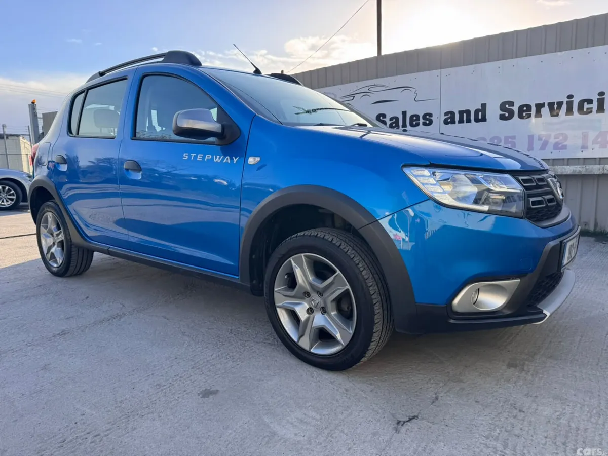 Dacia Sandero Stepway Hatchback, Petrol, 2019, Blue