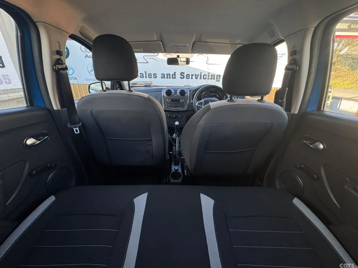 Dacia Sandero Stepway Hatchback, Petrol, 2019, Blue