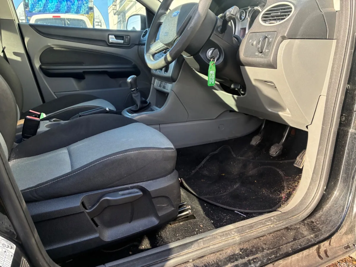 Ford Focus Hatchback, Diesel, 2011, Black