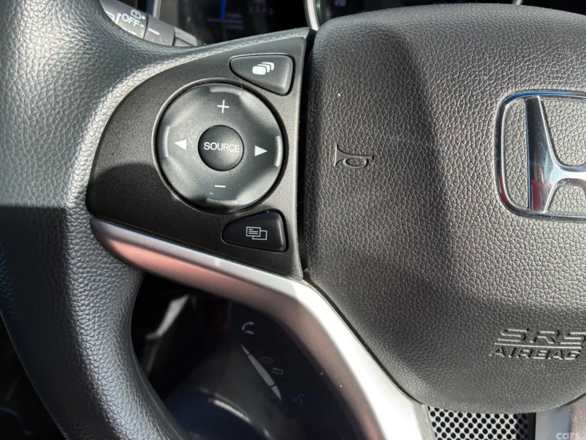 Honda Fit Hatchback, Petrol Hybrid, 2017, Silver