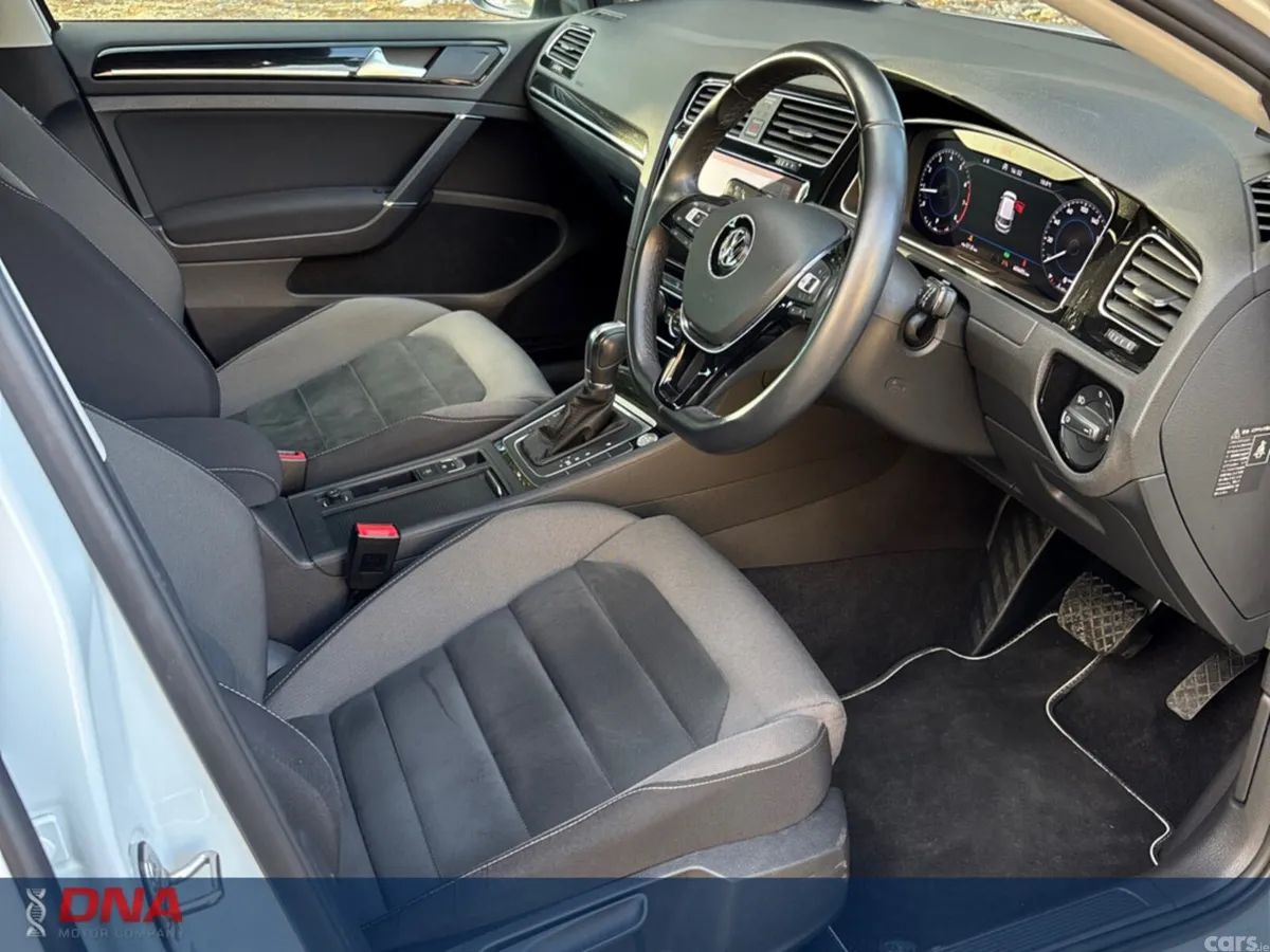 Volkswagen Golf Hatchback, Petrol, 2019, White