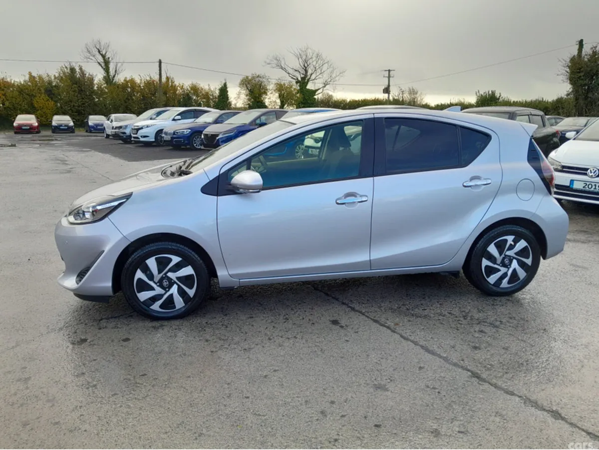 Toyota Aqua Hatchback, Petrol Hybrid, 2020, Silver
