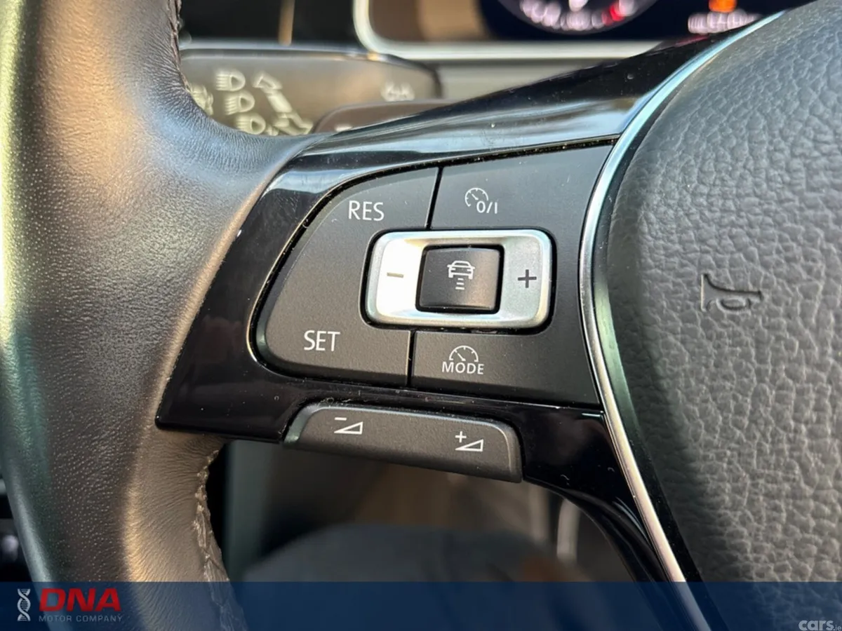 Volkswagen Golf Hatchback, Petrol, 2019, White