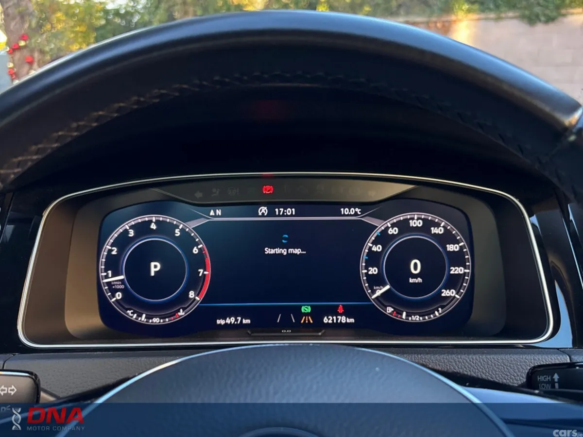Volkswagen Golf Hatchback, Petrol, 2019, White