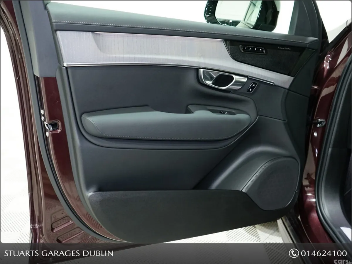 Volvo XC90 Estate, Petrol Plug-in Hybrid, 2026, Red