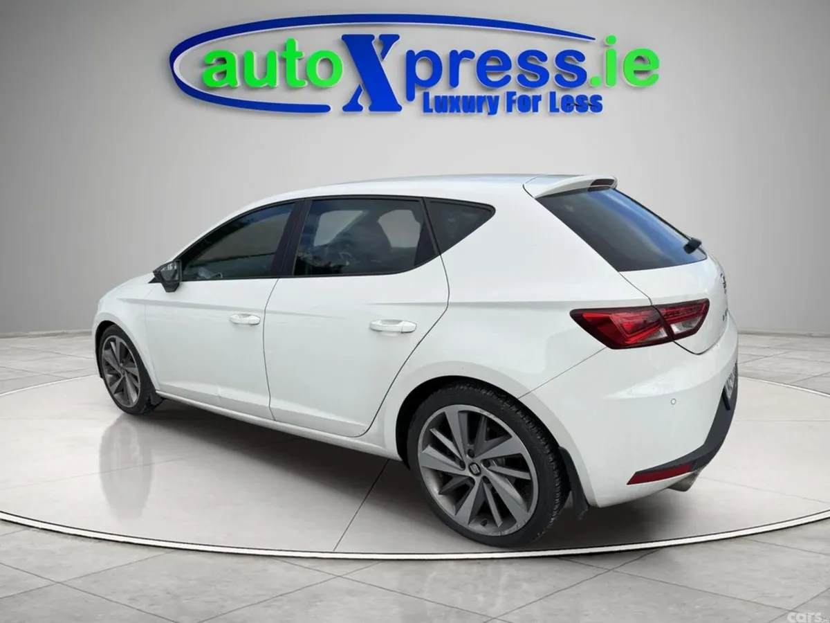 SEAT Leon Hatchback, Diesel, 2014, White