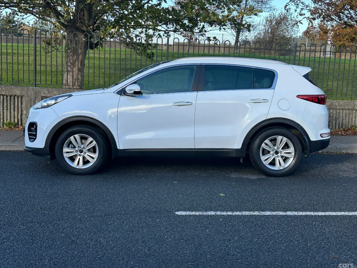 Kia Sportage MPV, Diesel, 2018, White