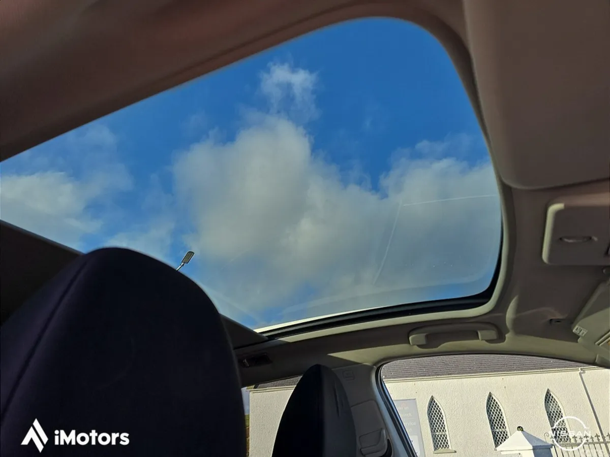 Nissan Qashqai MPV, Diesel, 2019, White